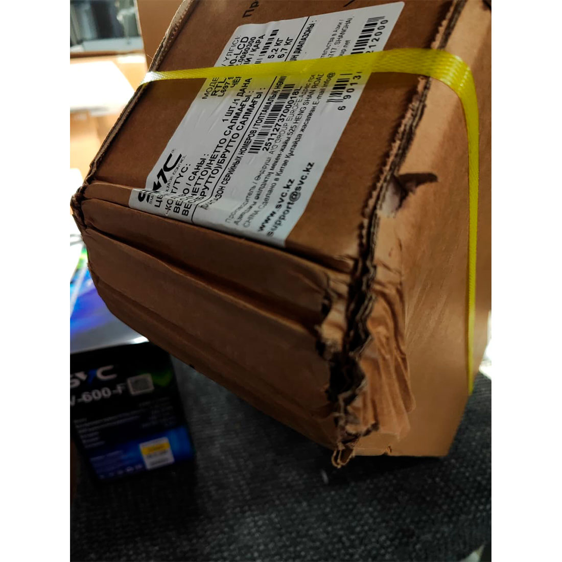Источник бесперебойного питания SVC RTL-800-LCD